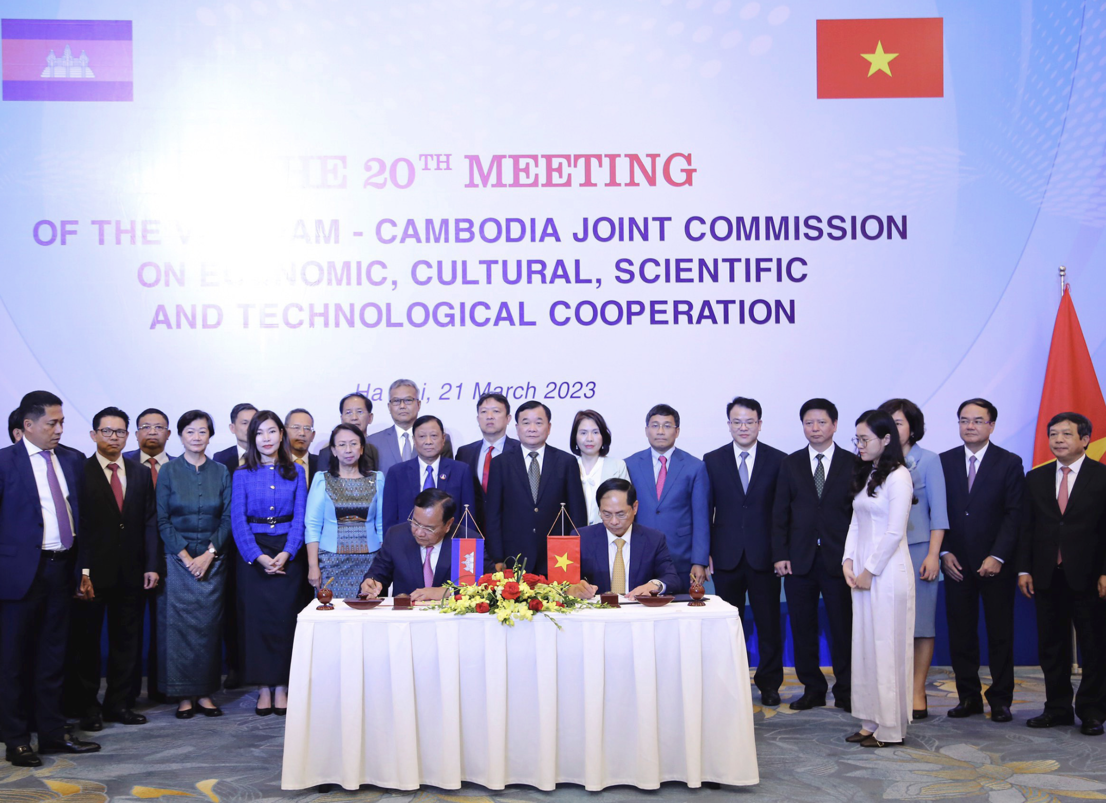 Đẩy mạnh hợp tác văn hóa, thể thao và du lịch Việt Nam-Campuchia thông qua cơ chế Ủy ban Hỗn hợp
