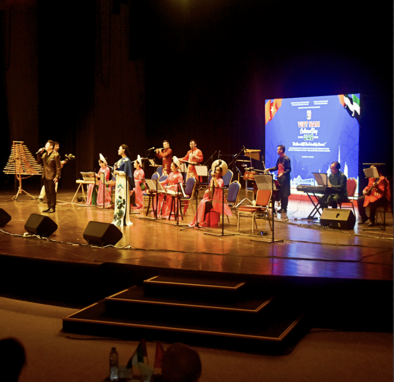 Ngày Văn hóa Việt Nam tại UAE 2023: Khám phá vẻ đẹp âm nhạc truyền thống Việt Nam, UAE.
