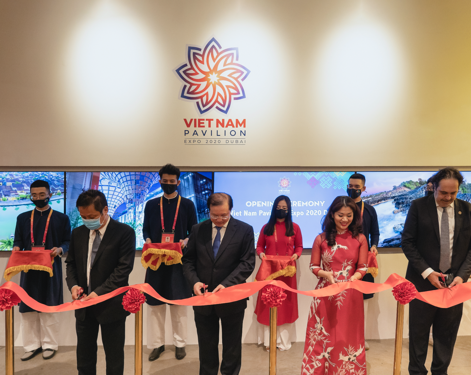 Lễ Khai trương Nhà triển lãm Việt Nam tại EXPO 2020 Dubai