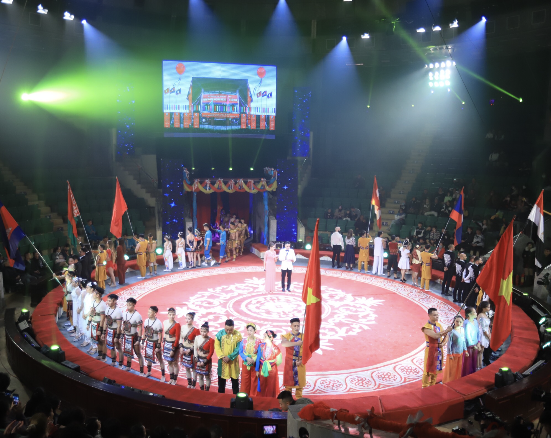 “Cùng nhau thăng hoa - tỏa sáng” tại Liên hoan Xiếc quốc tế - 2022