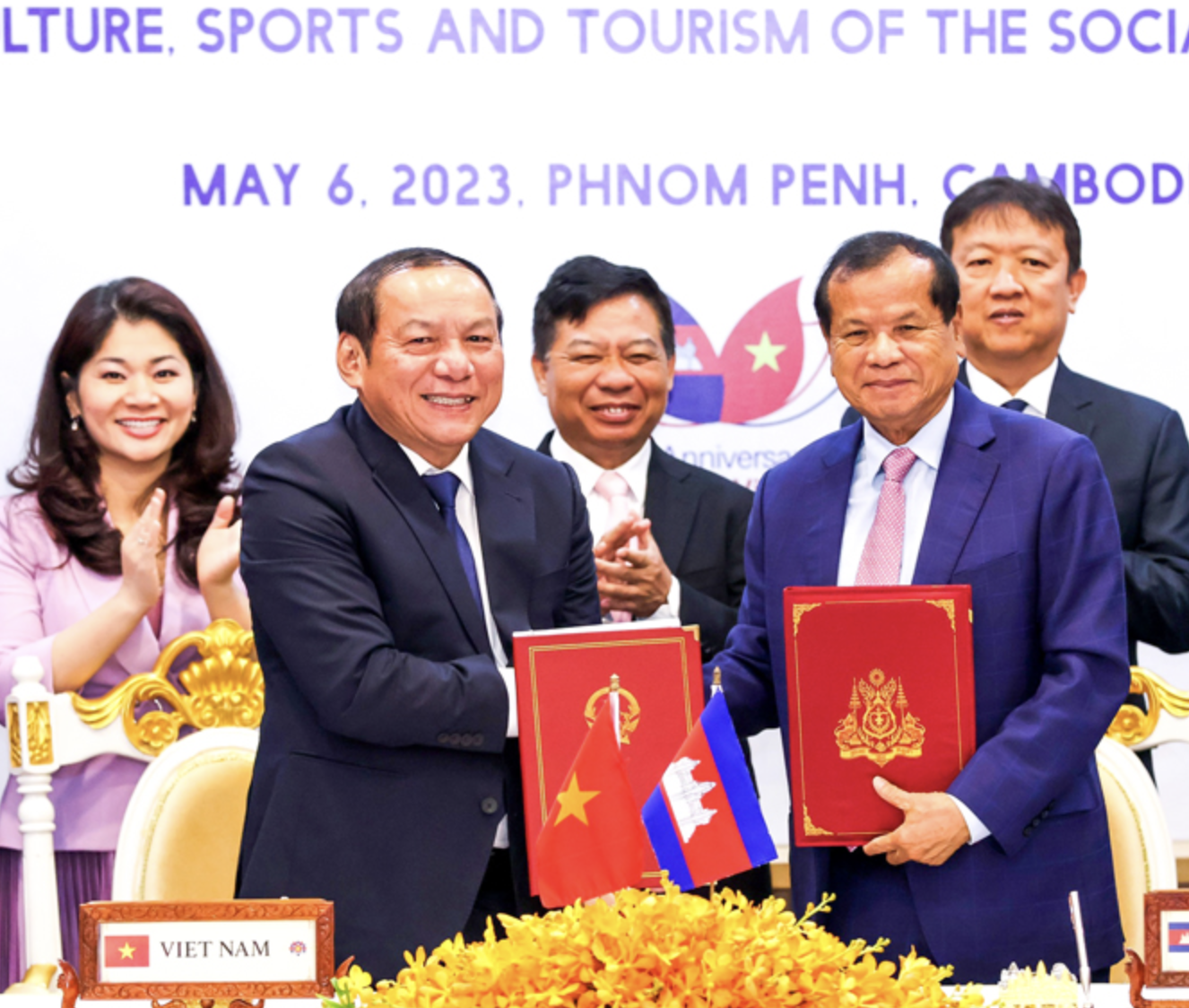 Đẩy mạnh liên kết, hợp tác du lịch Việt Nam - Campuchia thông qua ký kết và triển khai Bản Ghi nhớ hợp tác