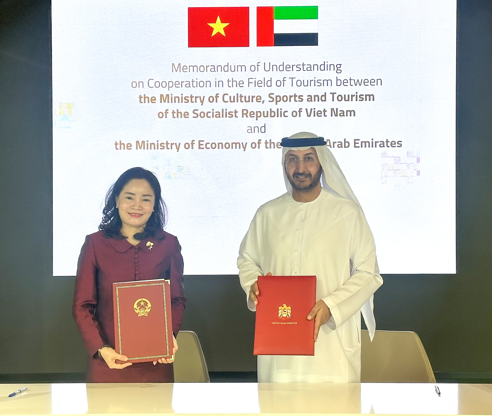 Việt Nam, UAE tăng cường hợp tác du lịch, tạo đà mở rộng quan hệ với khu vực